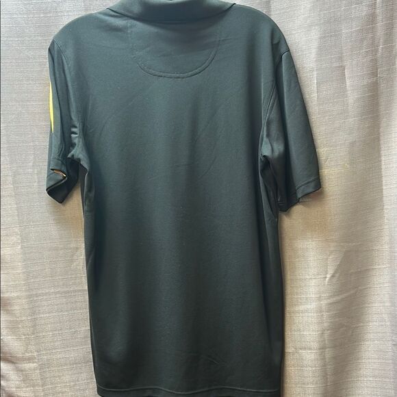 IA Hawkeyes Pro Edge Black and Yellow golf Men's Polo Shirt - Picture 2 of 5